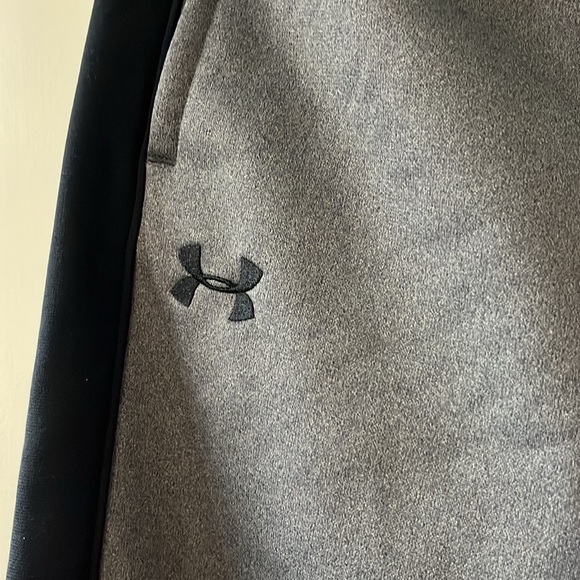 Men’s Fleece Under Armour Pants - Picture 2 of 4